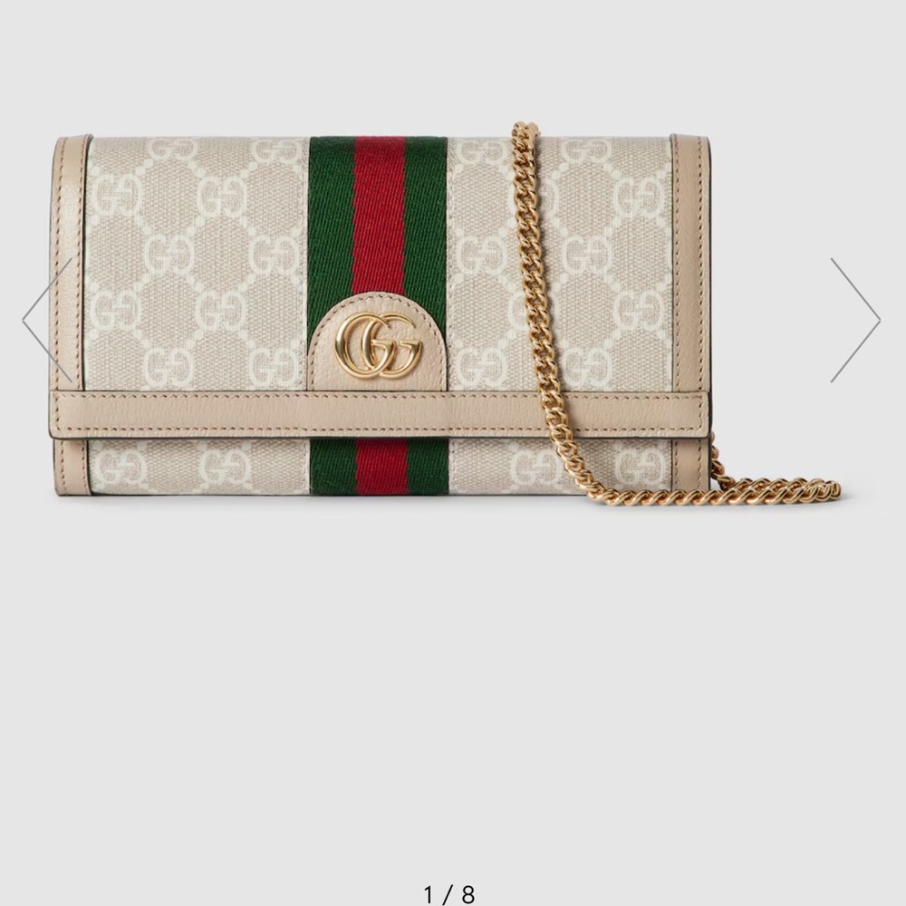 Gucci chain wallet Gold Hardware
BRAND NEW COMES WITH BOX AND DUST BAG